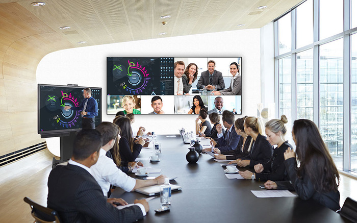 Hệ thống màn hình ghép và màn hình LED trong nhà được sử dụng cho các cuộc họp trực tuyến